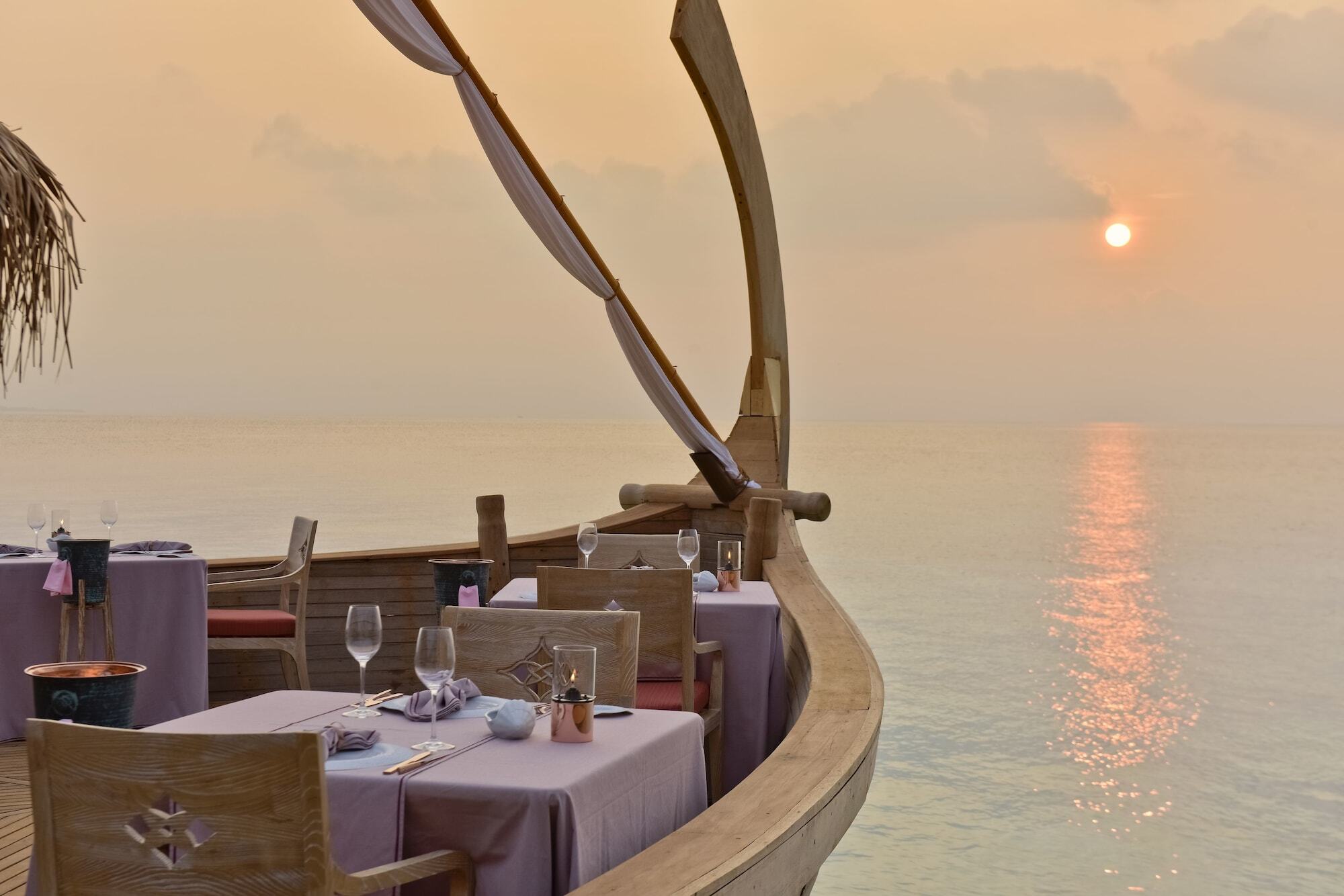 Maldives Resort 5*