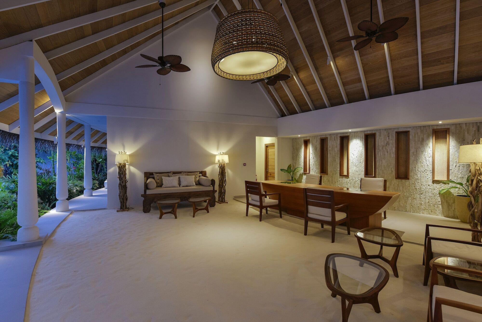 Maldives Resort 5*